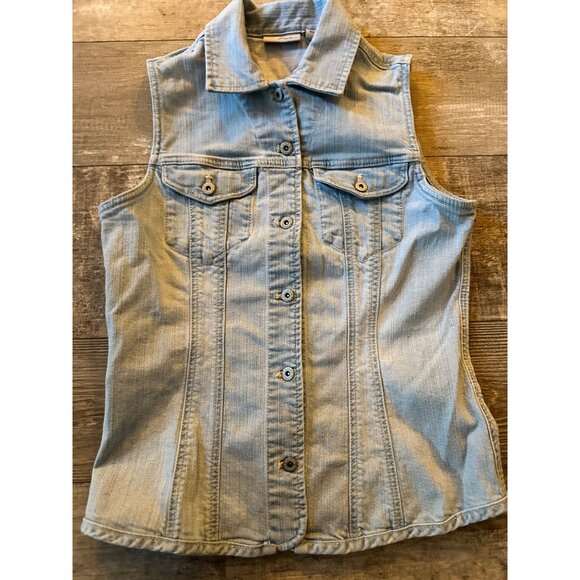 Chicos Platinum Denim Button-Down Sleeveless Vest Top Size 0 Light Wash Fitted S - Picture 3 of 7
